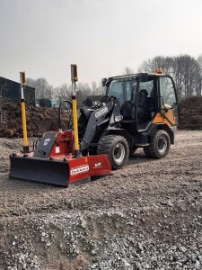 Giant shovel met levelbord